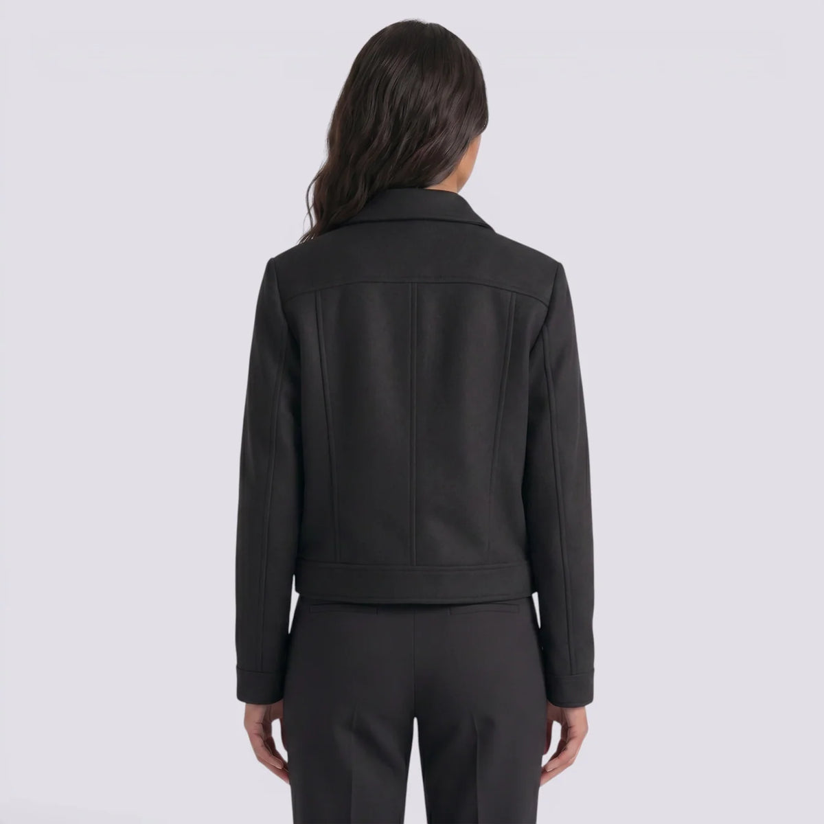 Silvia | Chaqueta corta con cremallera frontal