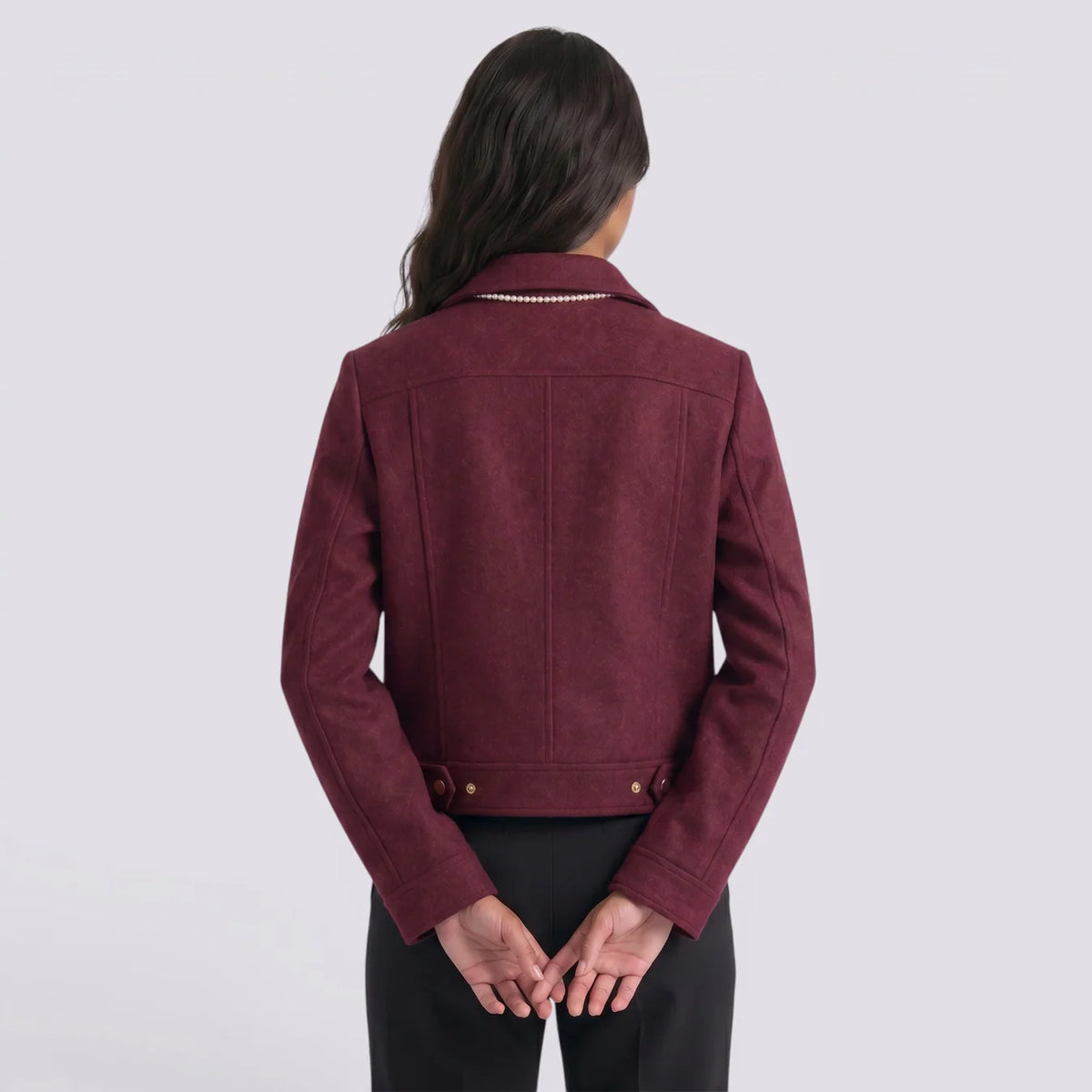 Silvia | Chaqueta corta con cremallera frontal