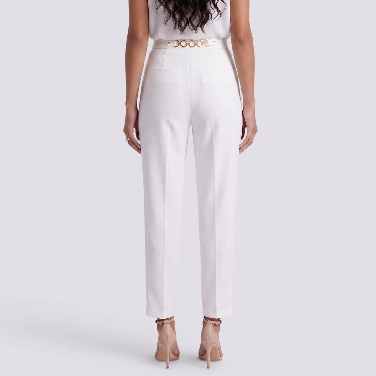 Carlota | Pantalón recto con cintura alta con cadena
