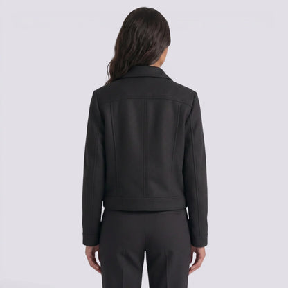Silvia | Chaqueta corta con cremallera frontal
