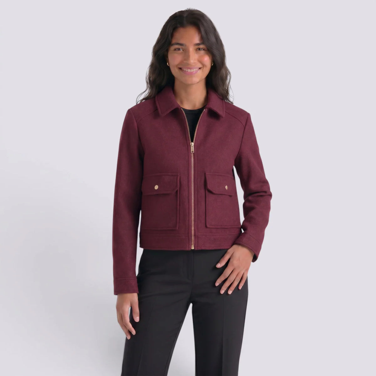 Silvia | Chaqueta corta con cremallera frontal