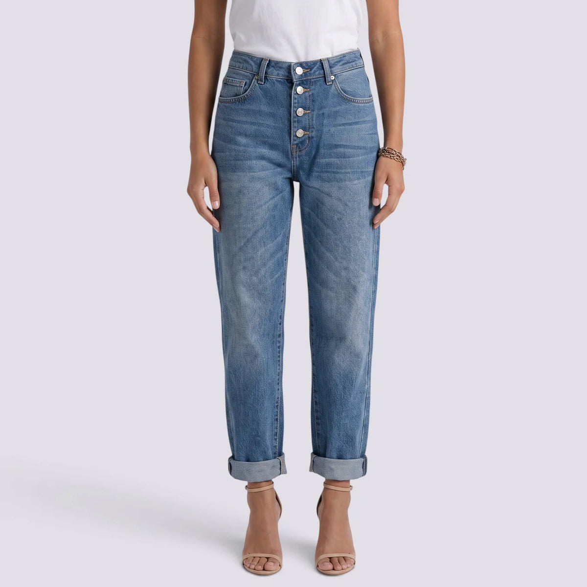 Adriana | Pantalón vaquero recto con pedrería